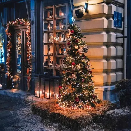 Knez Mihailova, * Belgrade